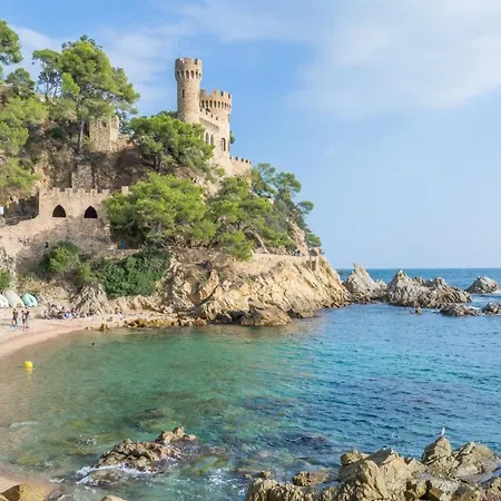 Sleeps 6 Lloret de Mar