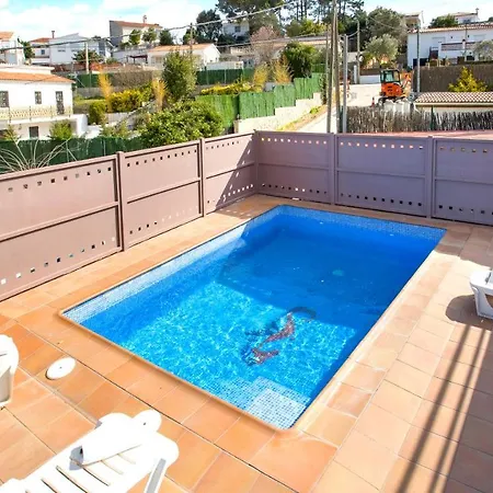Sleeps 6 * Льорет-де-Мар