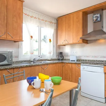 Sleeps 6 료렛 드 마르